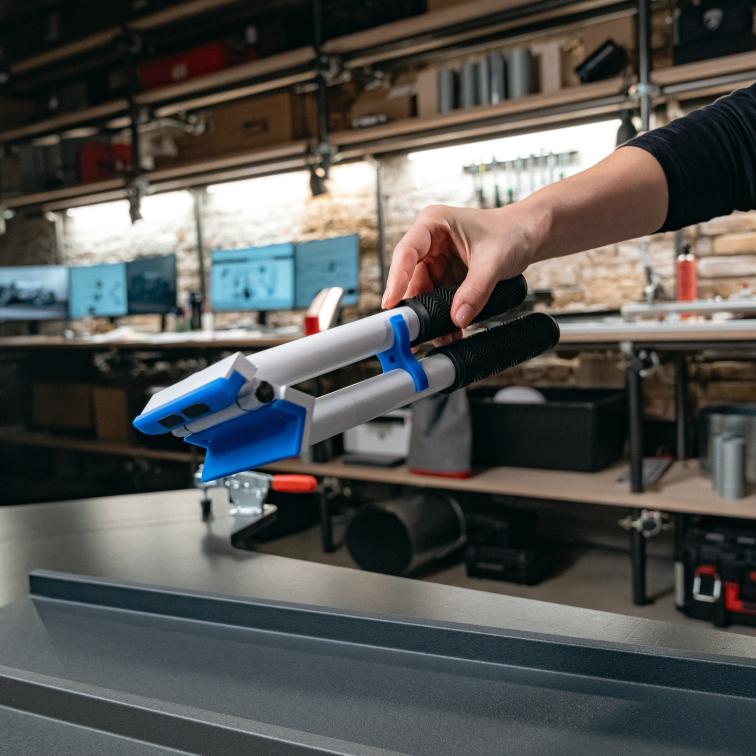 Buschmann Mini Adjustable Seam Closer 2 In 1